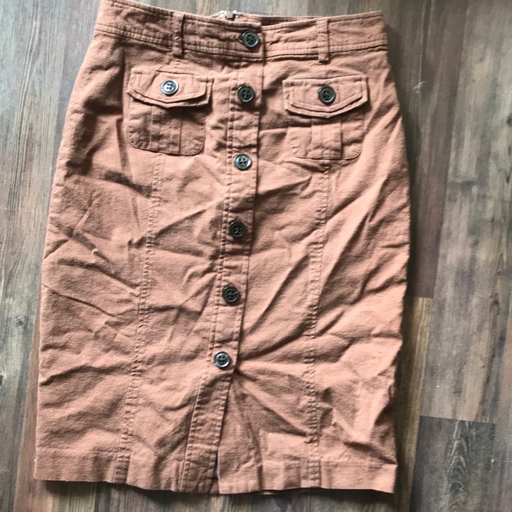 Pencil skirt